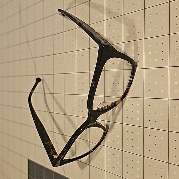 One True Pair Eye Eyeglasses - Picture 2 of 6